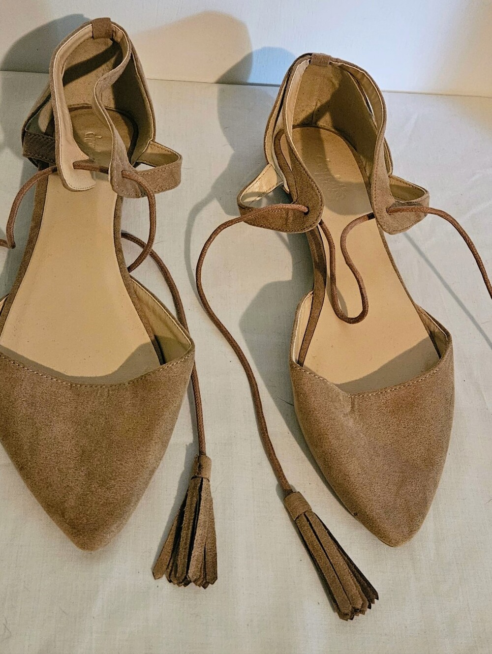 Charlotte Russe Tan Faux Suede Ghillie Lace-Up Pointed Toe Flats Tassel Women's